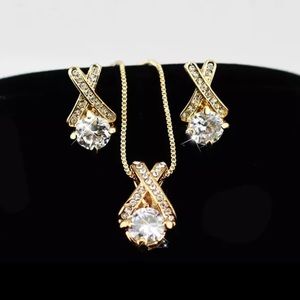ROUND CROSS EXQUISITE GOLD JEWELRY SET